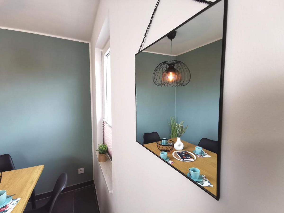 Bohnapartments Suedpark - Naehe Steigerwaldstadion - Gratis Parkplatz - Wlan - Vollausstattung Erfurt Eksteriør bilde