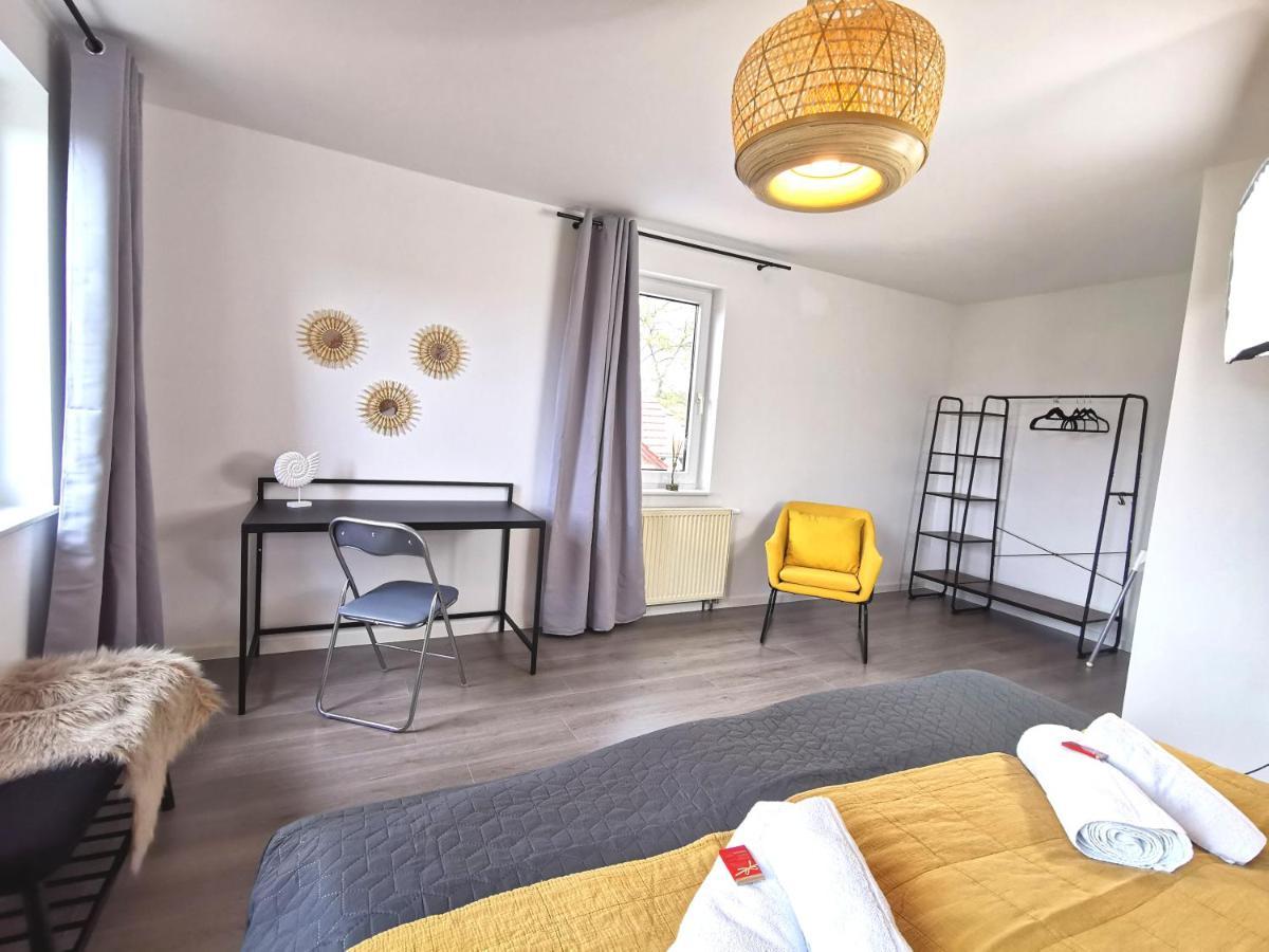 Bohnapartments Suedpark - Naehe Steigerwaldstadion - Gratis Parkplatz - Wlan - Vollausstattung Erfurt Eksteriør bilde