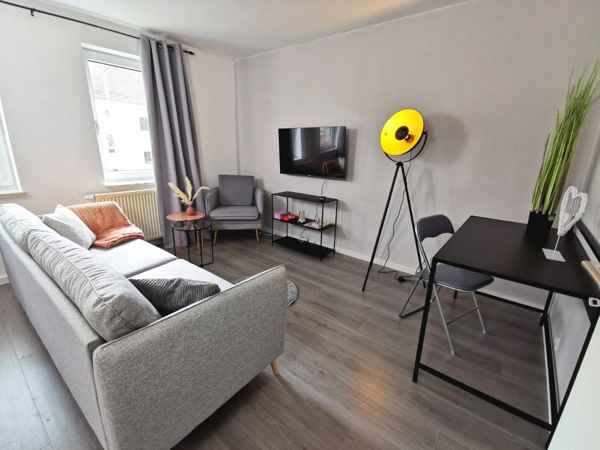 Bohnapartments Suedpark - Naehe Steigerwaldstadion - Gratis Parkplatz - Wlan - Vollausstattung Erfurt Eksteriør bilde