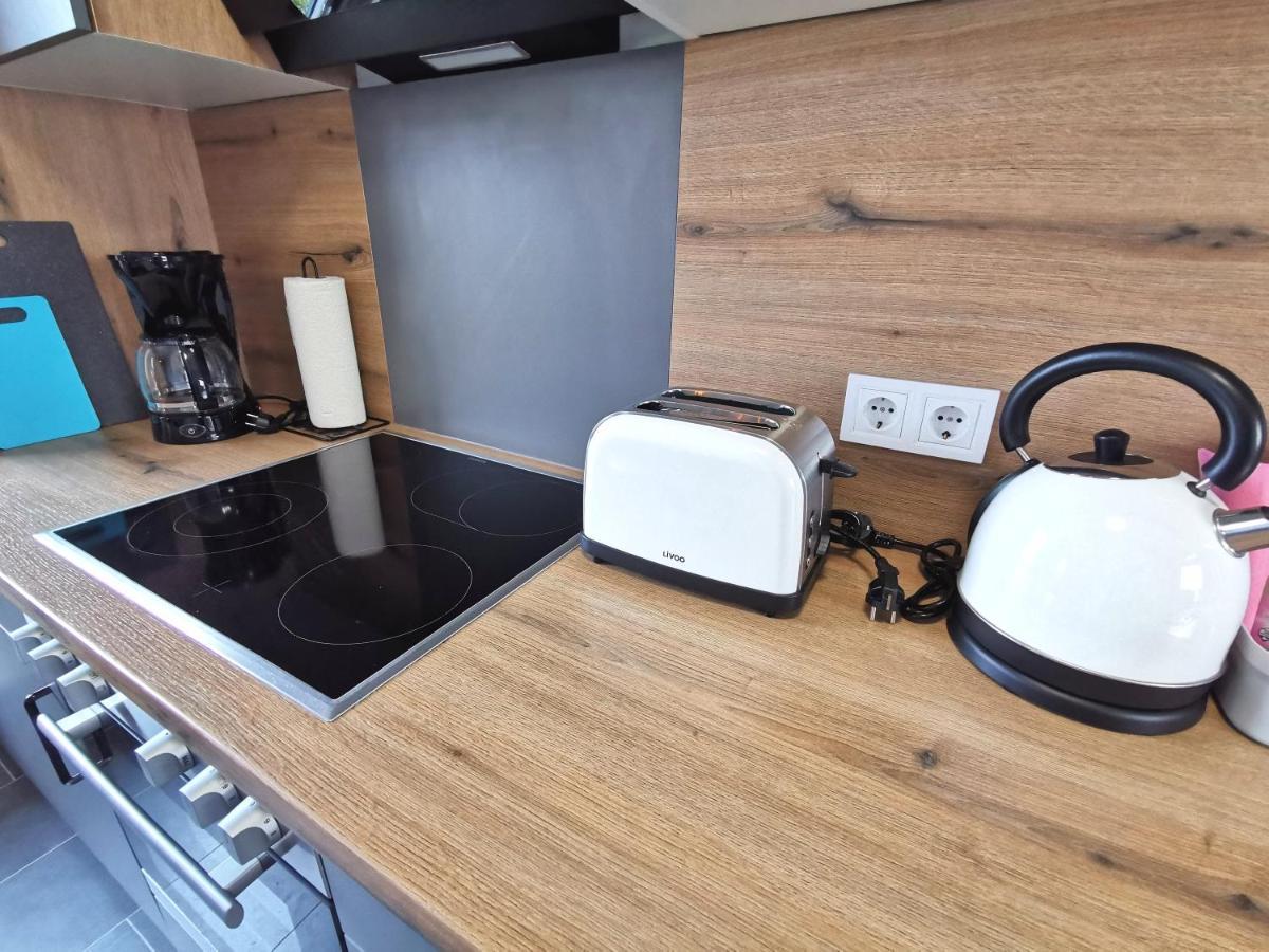 Bohnapartments Suedpark - Naehe Steigerwaldstadion - Gratis Parkplatz - Wlan - Vollausstattung Erfurt Eksteriør bilde